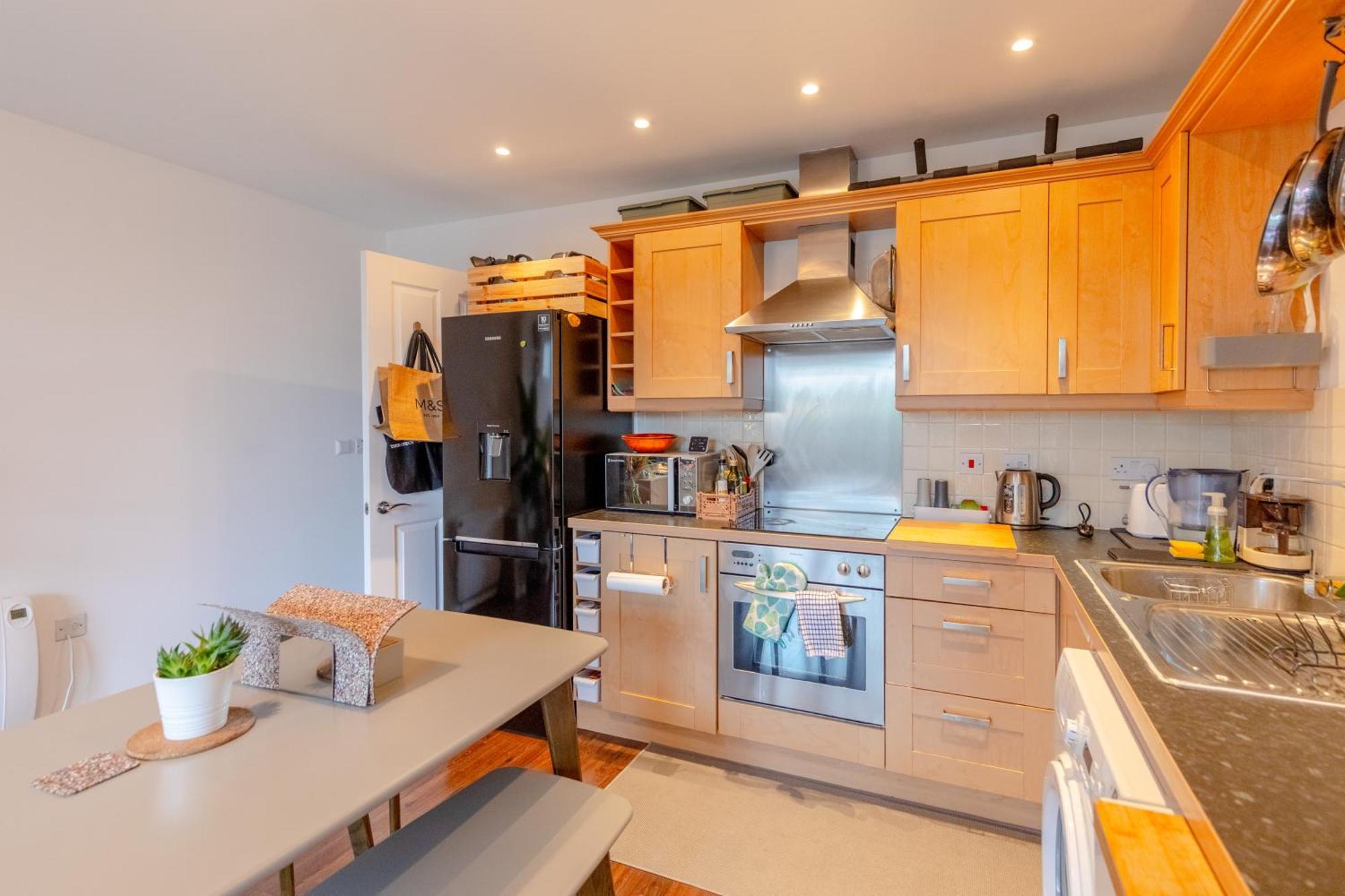 Vibrant & Modern 1Bd Flat - Hackney Appartement Londen Buitenkant foto